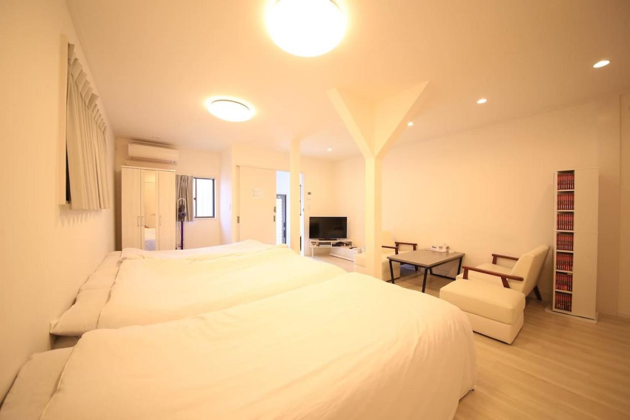 Ferienwohnung ピラネハウス Präfektur Tokio Exterior foto